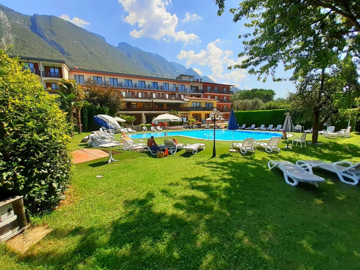Park Hotel Val Di Monte ***S Μαλτσεζίνε Εξωτερικό φωτογραφία